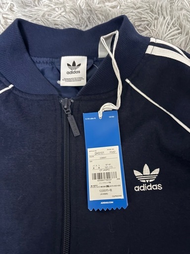 アディダスジャージ定価12000円