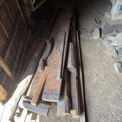 木材、廃材の画像