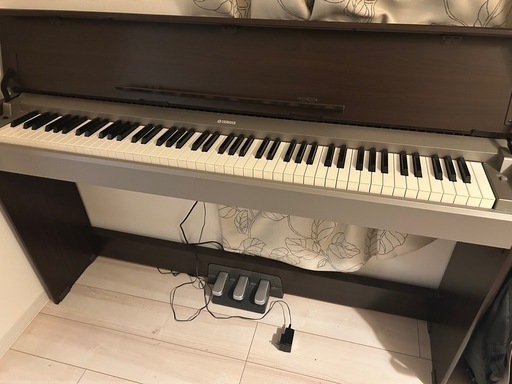 電子ピアノ