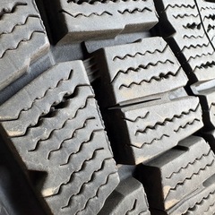 215/55/17冬ダンロップの画像