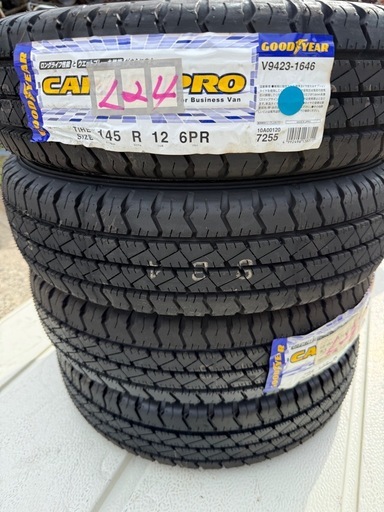 GOOD YEAR　タイヤ145R12