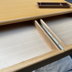 ニトリ　学習机　使用感弱　の画像