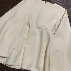 新品　ヘリンドットサイ　Feels hem flare topsの画像