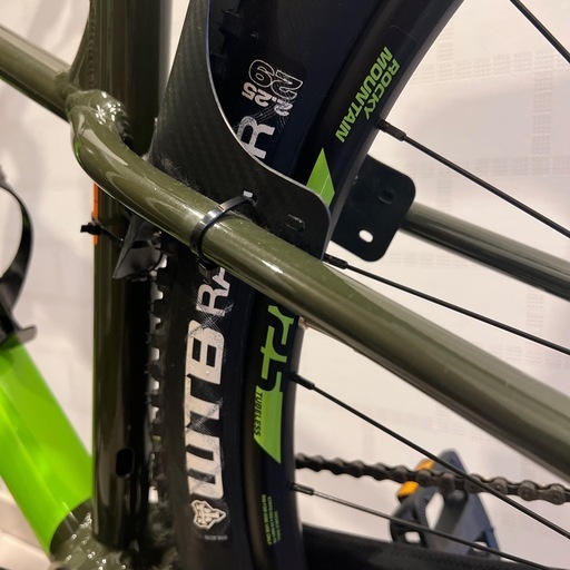 最終値下げ　傷消しましたrocky mountain fusion10 mtb 自転車