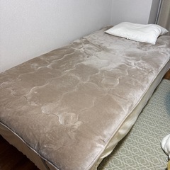 【3/21まで自宅まで受取可能な方】無印　脚付マットレス　シングルの画像