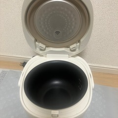 炊飯器　3合炊き　2021年製の画像