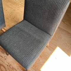 ダイニングテーブルの画像