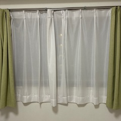 トップバリュ　カーテン　緑の画像