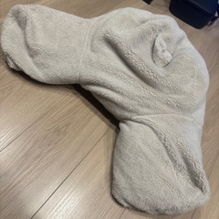 ニトリ　レストクッション　カバー付き　の画像