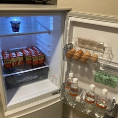 お取引先決定【3/12(木)以降】ジャンク　2ドア冷蔵庫　冷凍は使えますが冷蔵は冷えませんの画像
