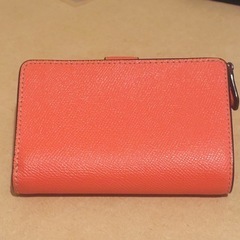 coach 二つ折り財布の画像