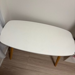 ソファーテーブルの画像