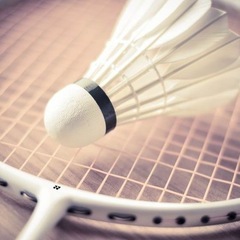 バドミントンで一緒に体動かしましょう🏸