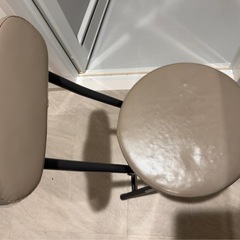 ⑨ ニトリ 折りたたみチェア・スツールセット（ボンベイ モカ）の画像