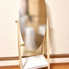 棚付きスタンドミラー　全身鏡　ニトリの画像
