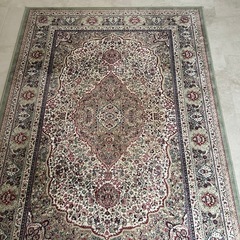 ペルシャ風絨毯
の画像