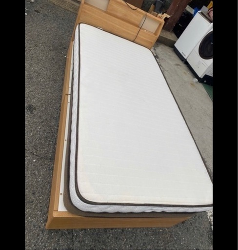 シングルベッド マットレスつき付き