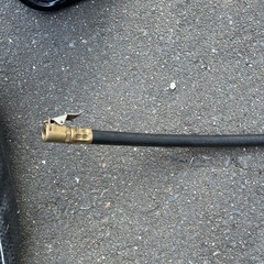 現場や⛑️車の整備🧰タイヤ🛞交換、空気圧を入る必見泣きの😭泣きの２品最終処分価格の画像