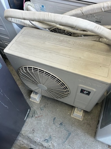 【高年式】SHARP シャープ　2.2kw エアコン