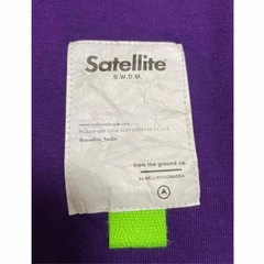 Satellite  半袖Tシャツの画像