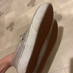 バンズ　スニーカーの画像