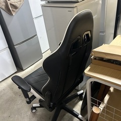 【激安】ゲーミングチェア　美品の画像