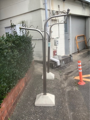 屋外　ステンレス製　物干し台