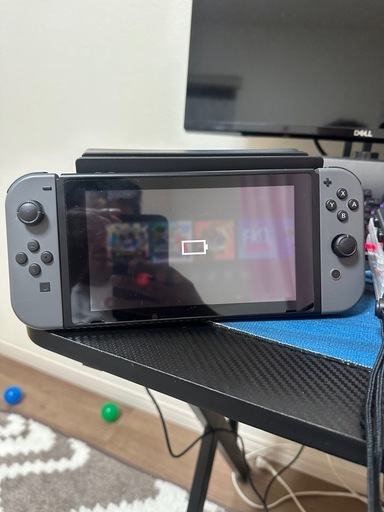 Nintendo Switch（中古品・状態良好）