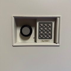 テンキー電子ロックの2時間耐火金庫の画像