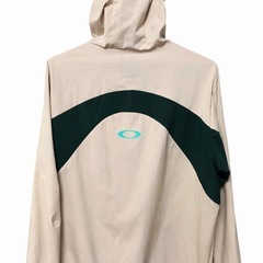 【新品】Oakley ウィンドブレーカー パーカーの画像
