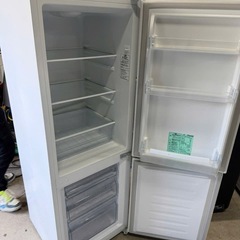 NO B901🌈福岡市内配送設置無料✨🌈ハイセンス 冷蔵庫 幅49cm 175L 一人暮らし スリム 大容量冷蔵室122L 静音 右開き 2ドア コンパクト HR-D1701W ホワイト 2022年の画像