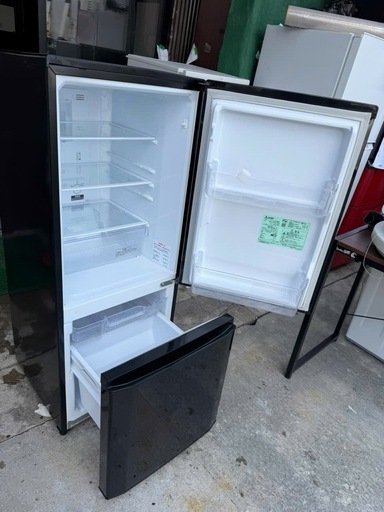 NO B909?福岡市内配送設置無料✨?MR-P15D-B 冷蔵庫 Pシリーズ サファイアブラック [146L /2ドア /右開きタイ