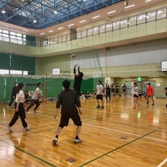 バレーやりませんか🏐