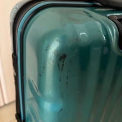 大容量　スーツケースの画像