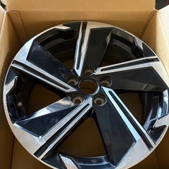 三菱エクリプスクロスPHEV １８インチホイール　純正の画像