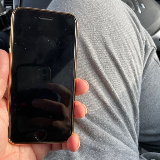 携帯電話/スマホ iPhone8