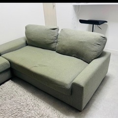 【無料】LOWYAソファー【3/14.15.20】現地までとりに来れる方のみ】の画像