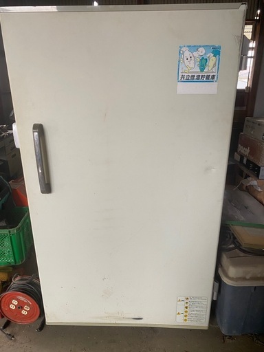 米保管庫　物置

