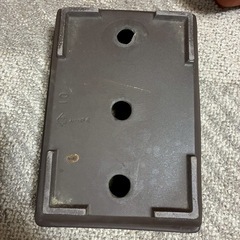 盆栽鉢（黒）の画像