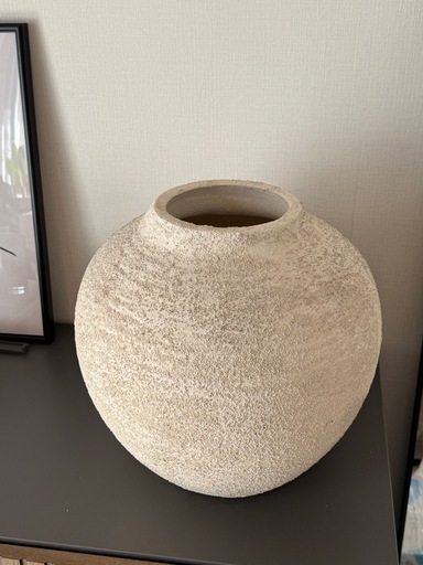 ZARA HOME 花瓶、壺
