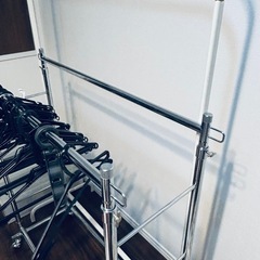 ハンガーラック　2セットの画像