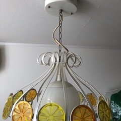 レトロで可愛いオレンジのついた吊り下げ照明　　取りに来れる方 の画像