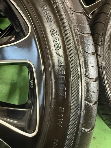 215／45／r17