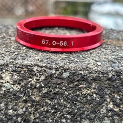 アルミハブリング　サイズ:67mm→56.1mm　程度良好！かっこいいレッド！の画像