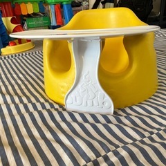 バンボ　ベビーチェア机付き
の画像