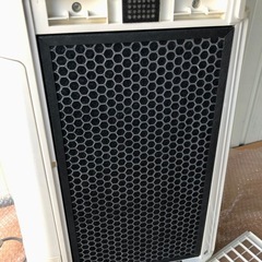 SHARP 加湿空気清浄機 KC-D50-Wの画像