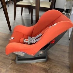 タカタ チャイルドシート ジュニアシート　赤　オレンジ　リクライニングの画像