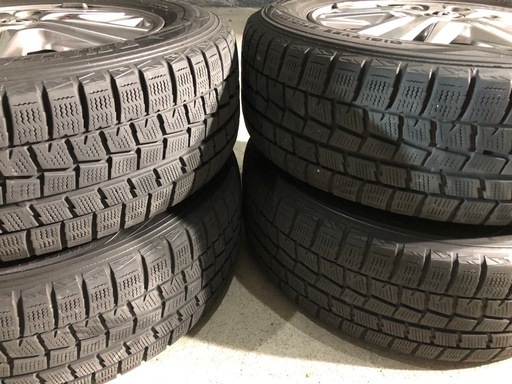 195/65R15 ノア　ヴォクシー　エスクァイア　スタッドレスタイヤ付き4本