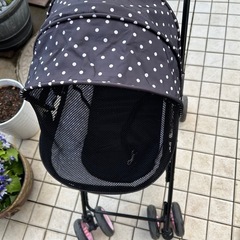 小型犬用わんわんカートの画像