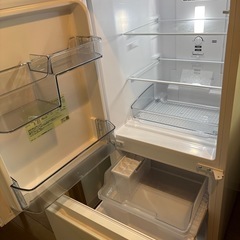 SHARP シャープ 冷蔵庫 マットホワイト SJ-TD15R-W [幅49.5cm /152L /2ドア /右開き/左開き付け替えタイプ /2025年]の画像